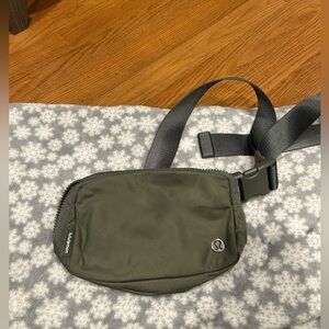 lululemon bag